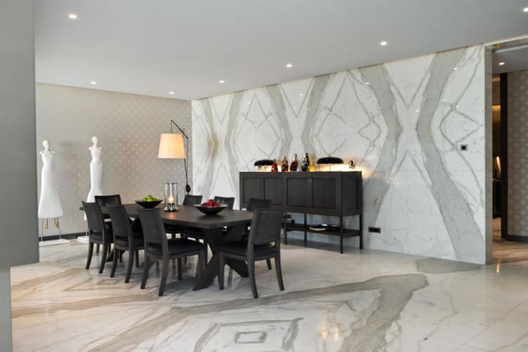 Villa dining room